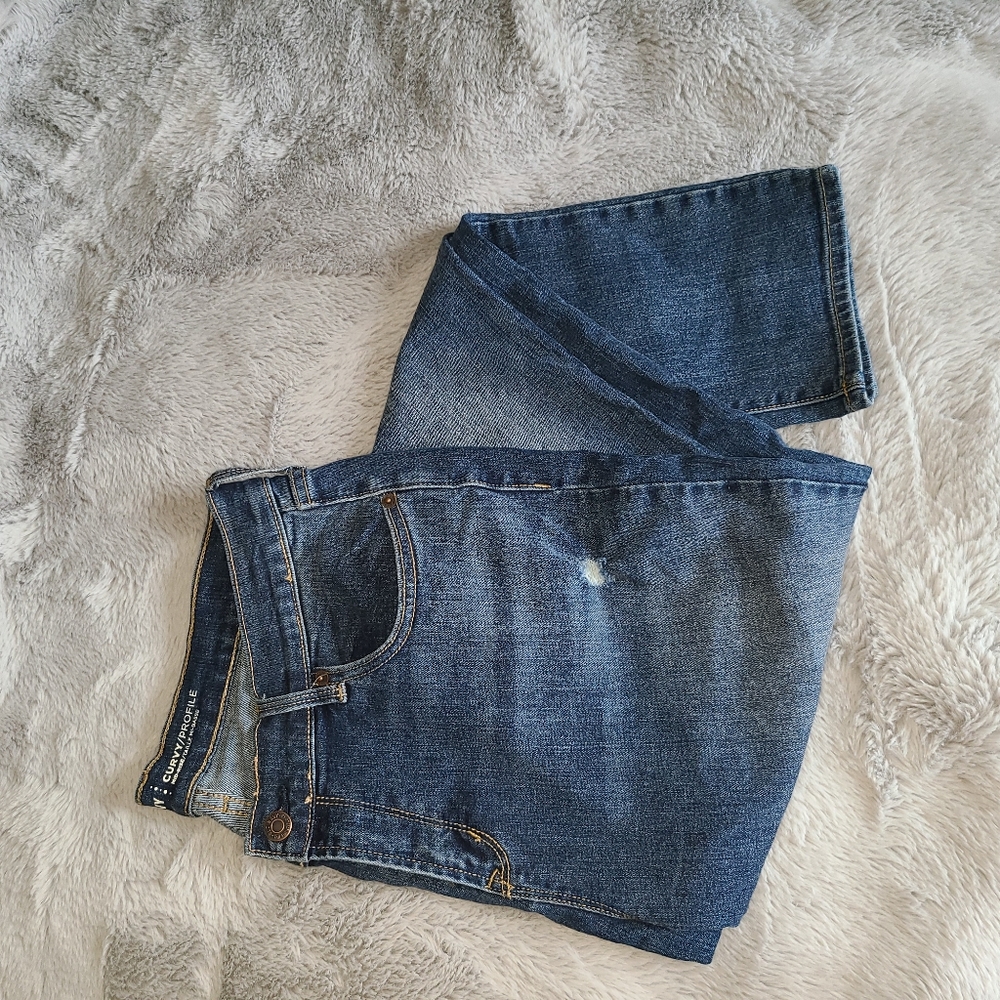 NWOT Old Navy Mid Rise  Curvy Profile Size 10